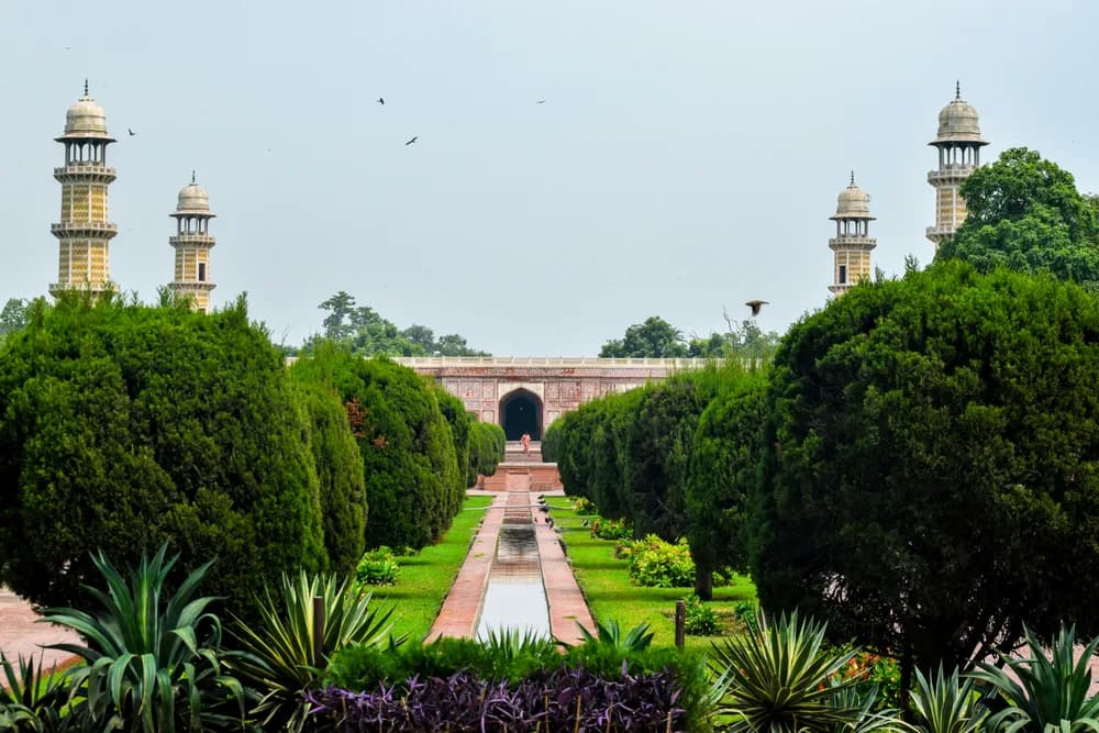Shalimar Gardens, Lahore